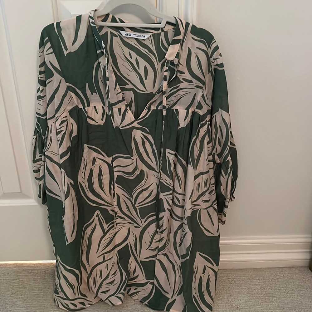Zara dress size small